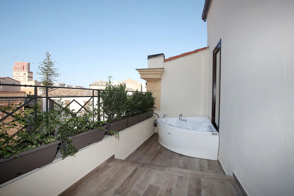 Casa Nostra Luxury Suites