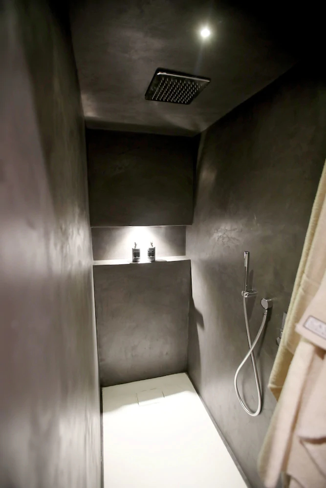 Casa Nostra Luxury Suites