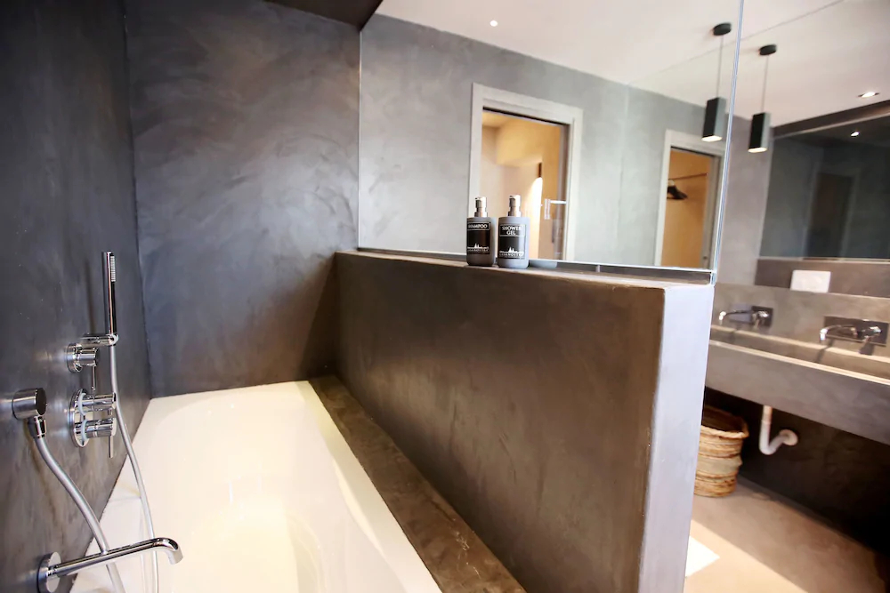 Casa Nostra Luxury Suites