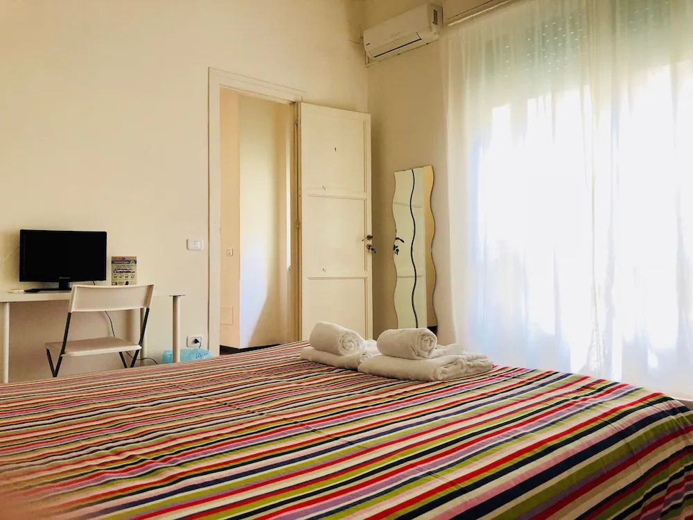 Castelnuovo Rooms & Breakfast