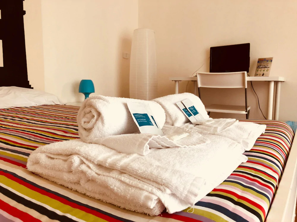 Castelnuovo Rooms & Breakfast