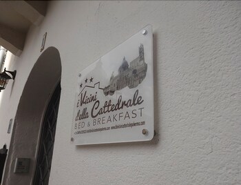 I Vicini Della Cattedrale