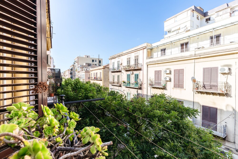 Lolli Apartments by Wonderful Italy