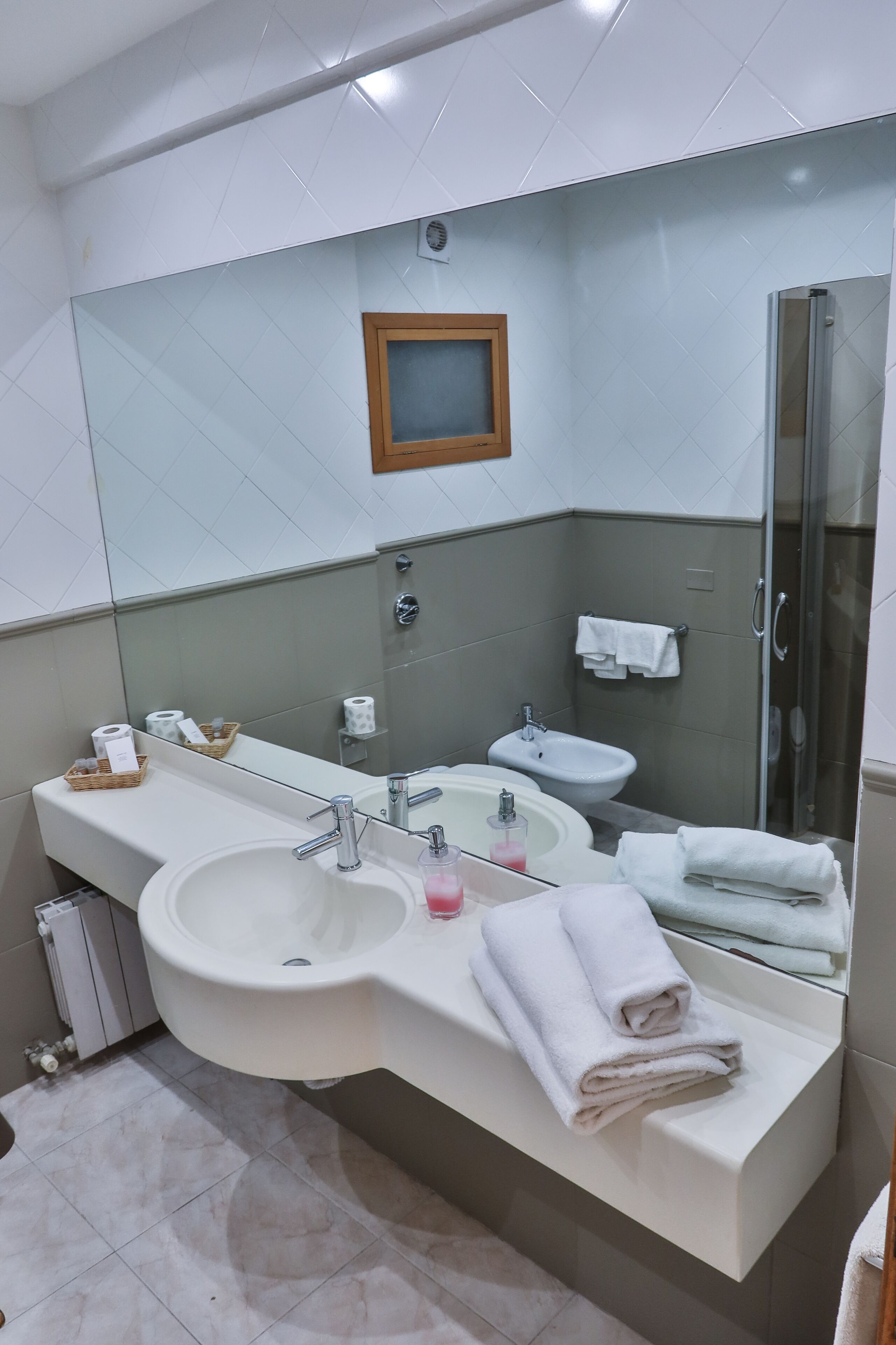 Marbela Apartments & Suites