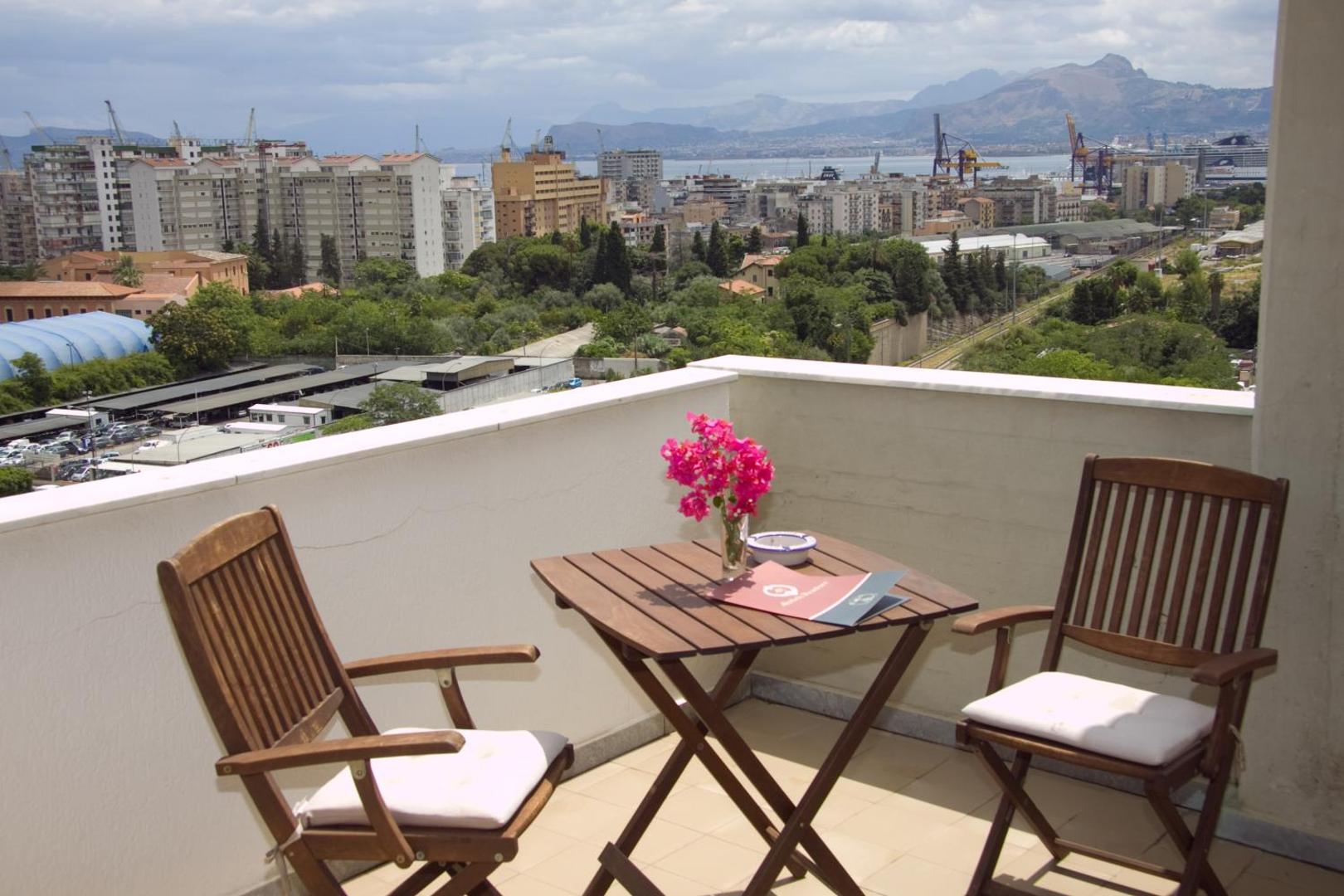 Marbela Apartments & Suites
