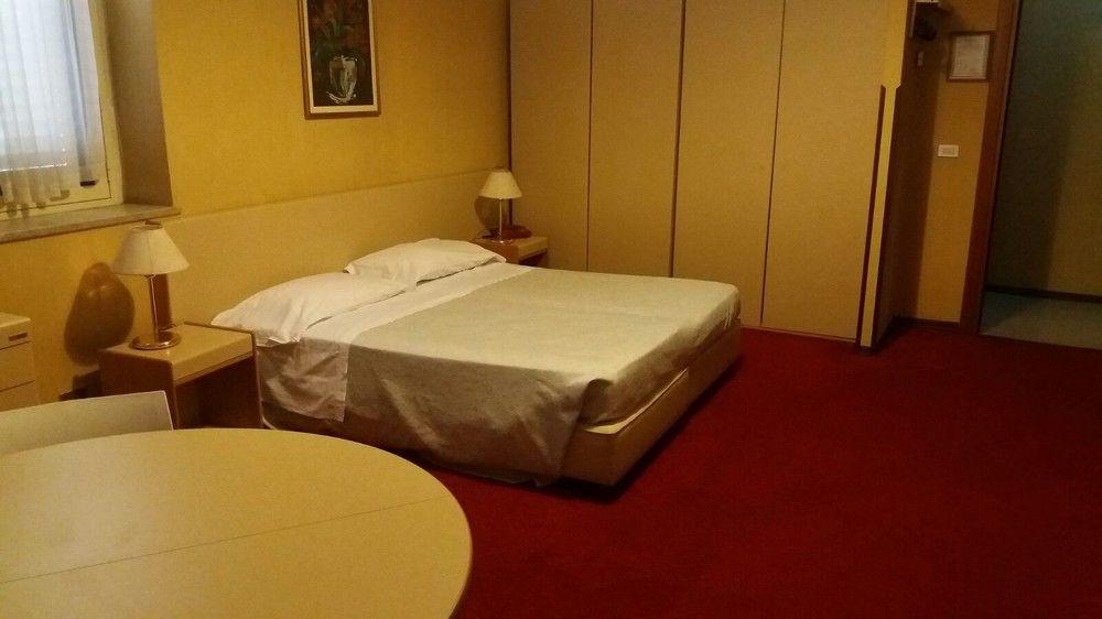 Mediterraneo Hotel & Residence