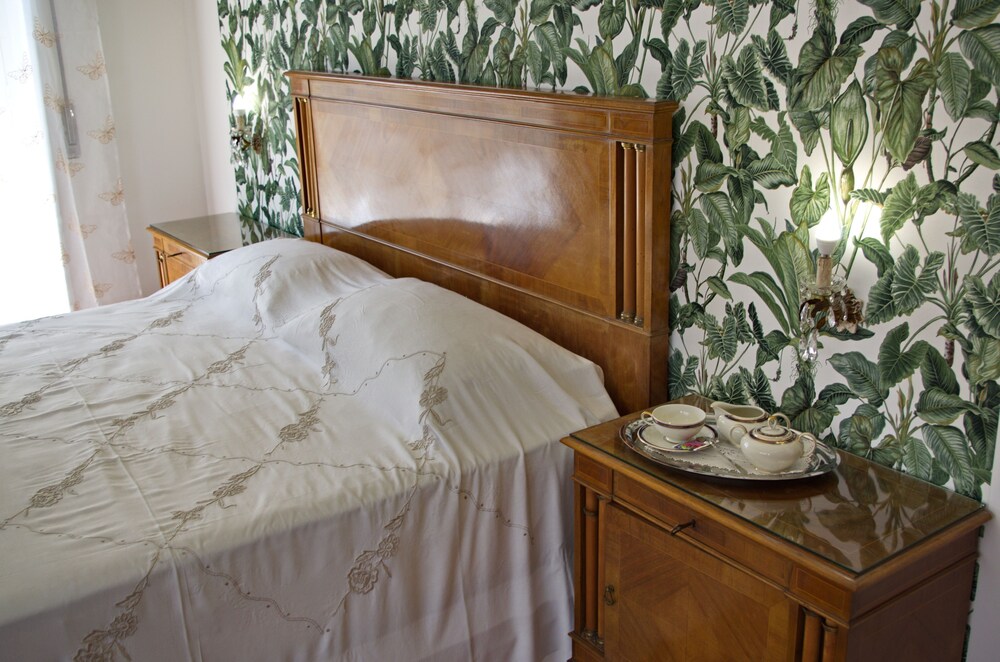 Oliva Rooms