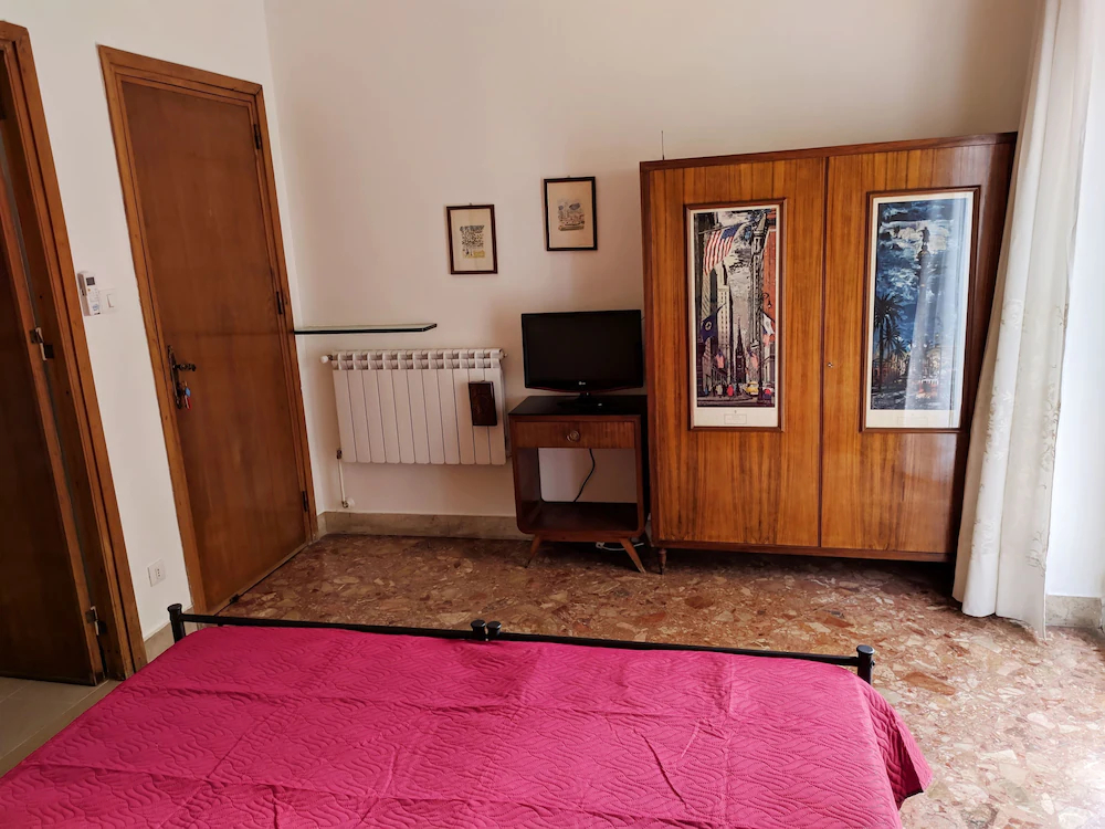 Oliva Rooms