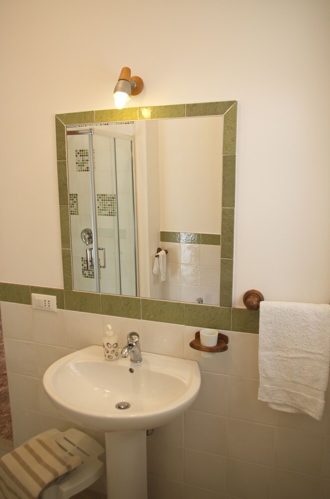 Oliva Rooms