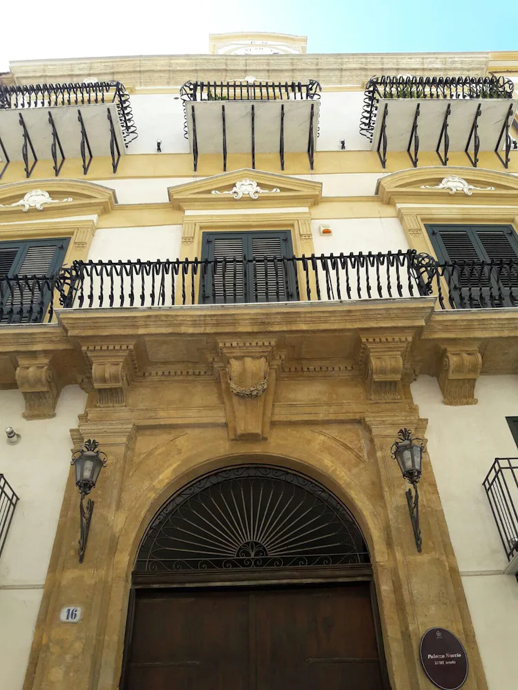 Palazzo Nuccio Guest house