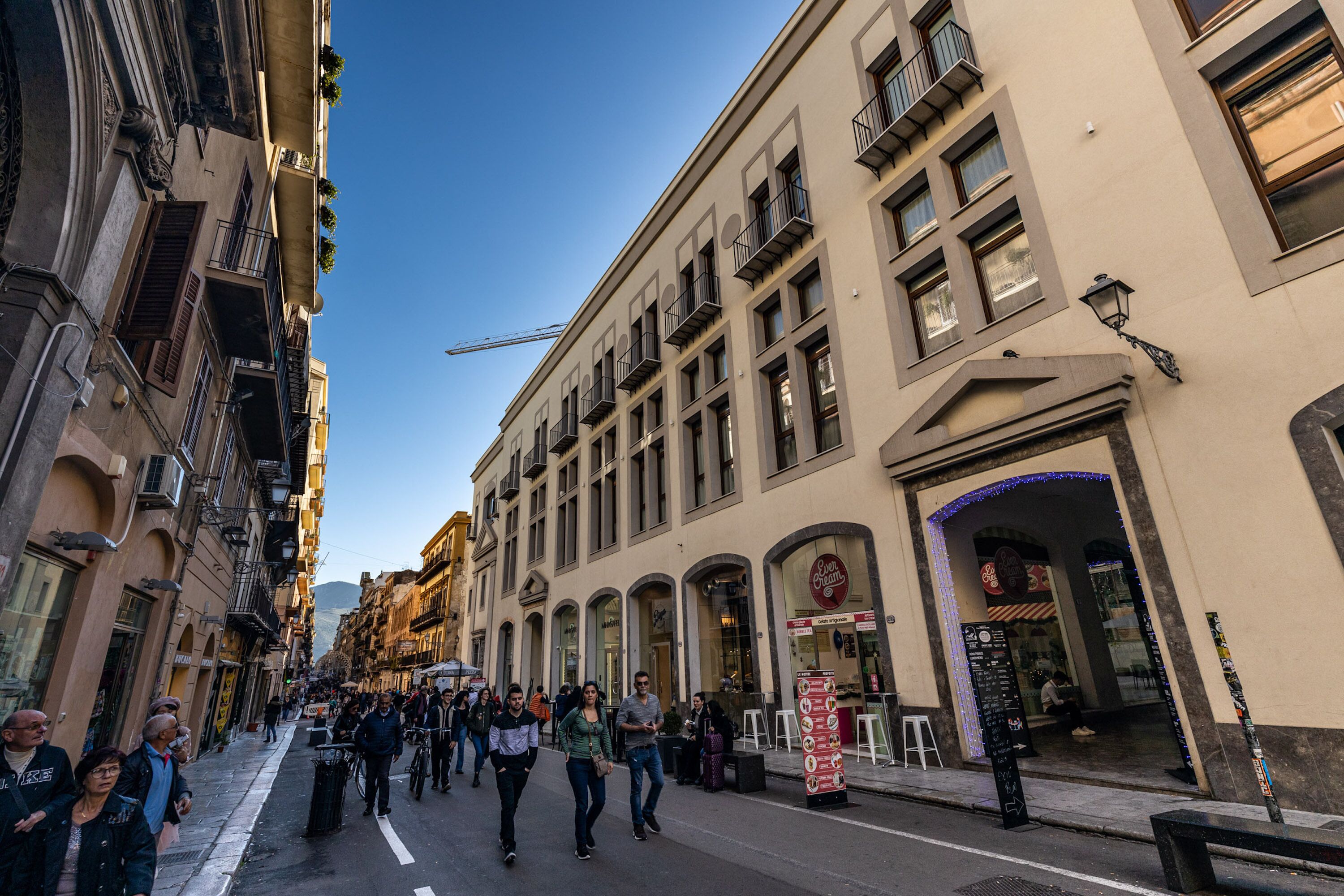 Palazzo Quaroni by Palermo Blu