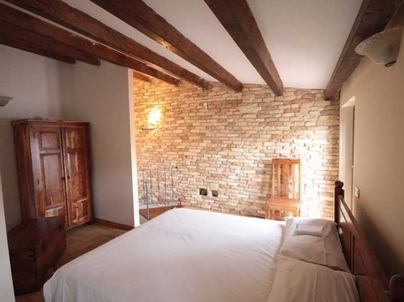 Porta di Castro Boutique Hotel