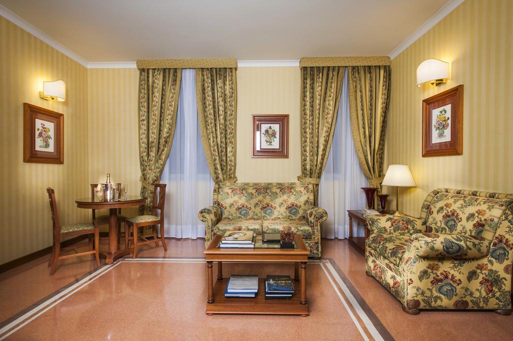 Residenza D'Aragona