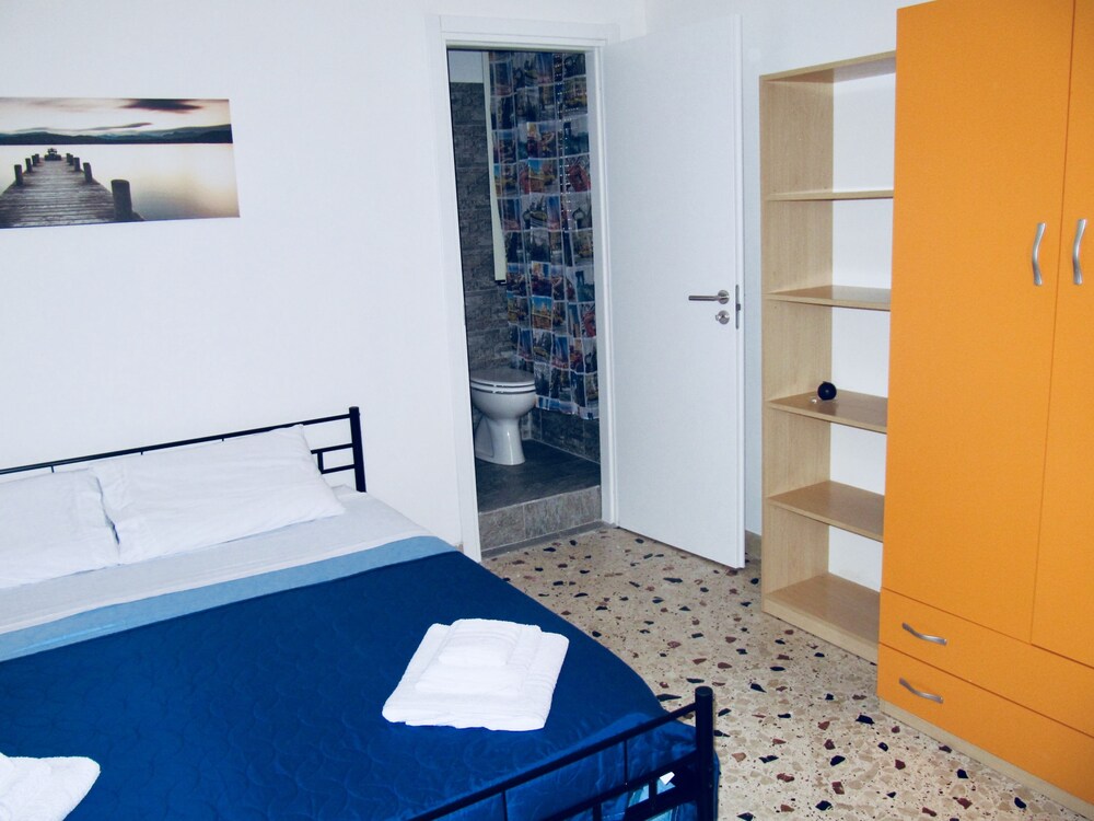 Ri.Mo's Rent Room
