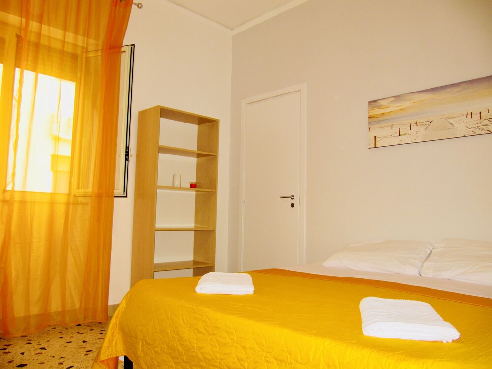 Ri.Mo's Rent Room