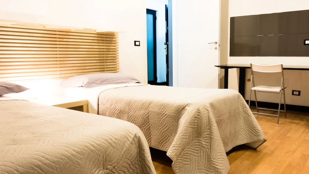 Suite In Center
