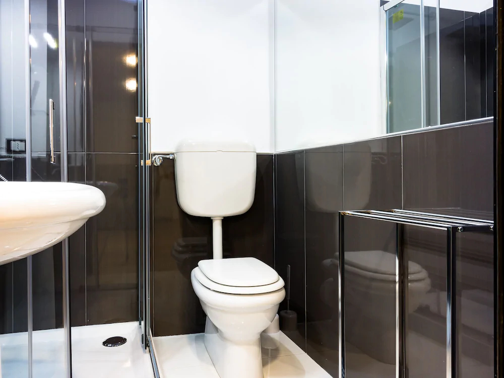Suite In Center