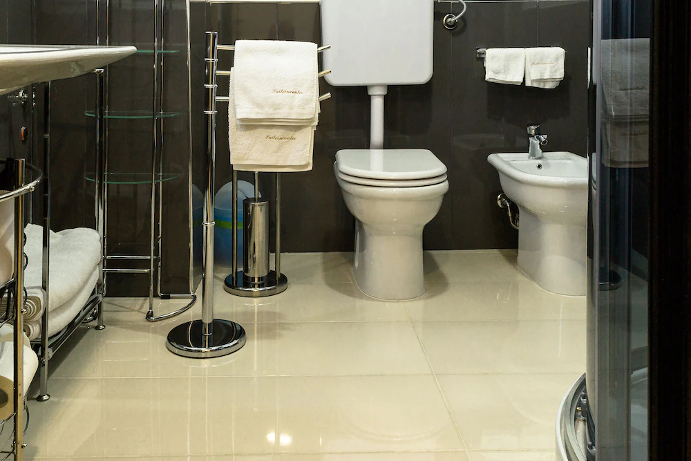 Suite In Center