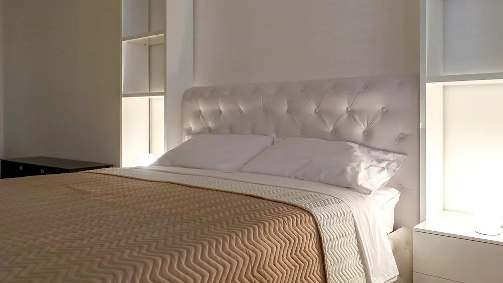 Suite In Center