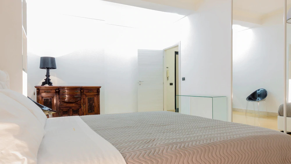 Suite In Center