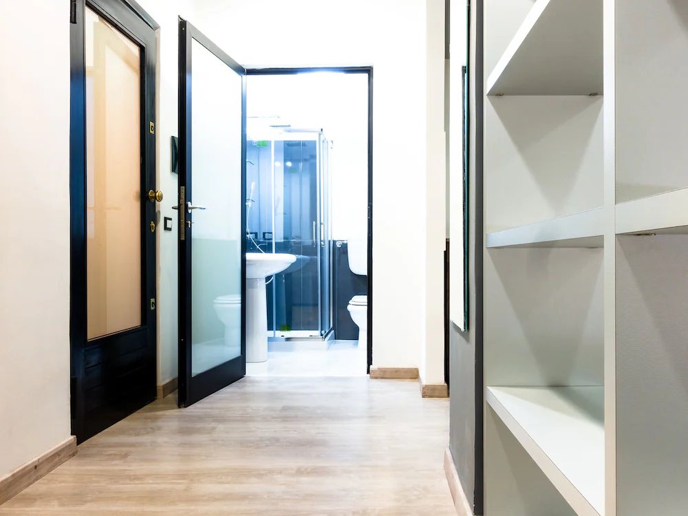 Suite In Center