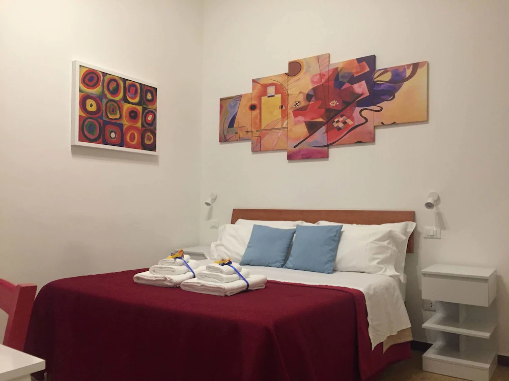 Yoo Room