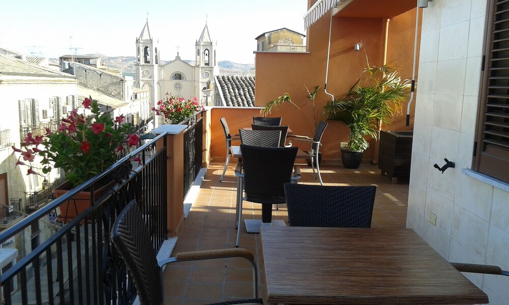 Regalpetra Hotel