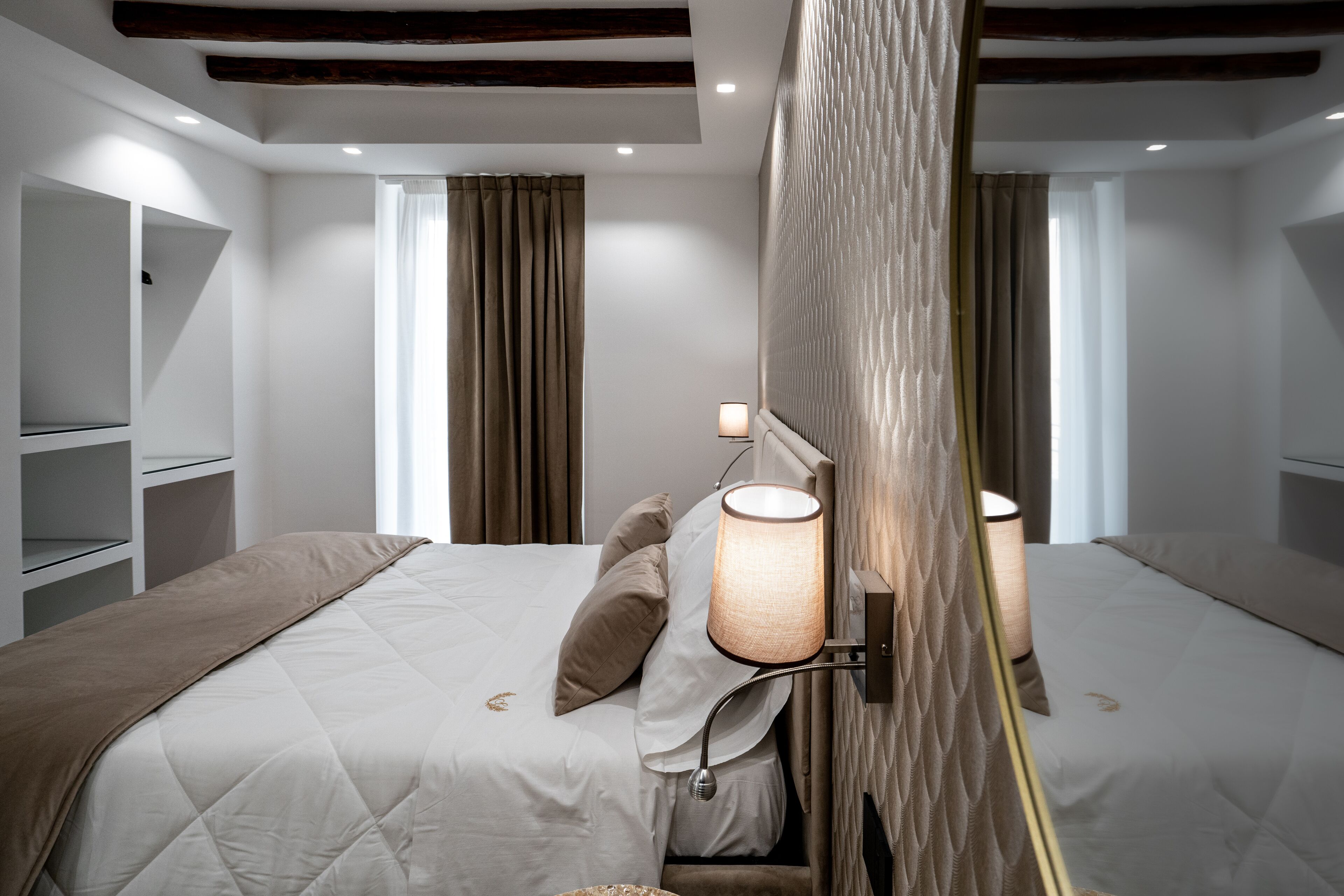 Sofi Center Rooms