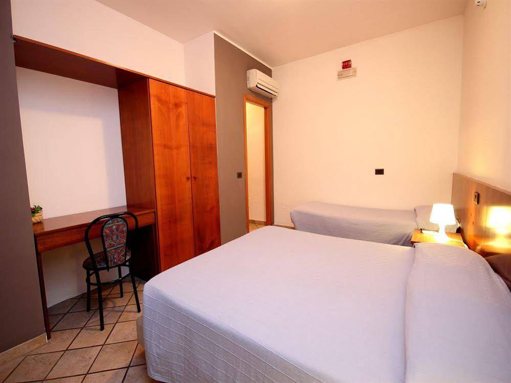 Hotel Villa Soles