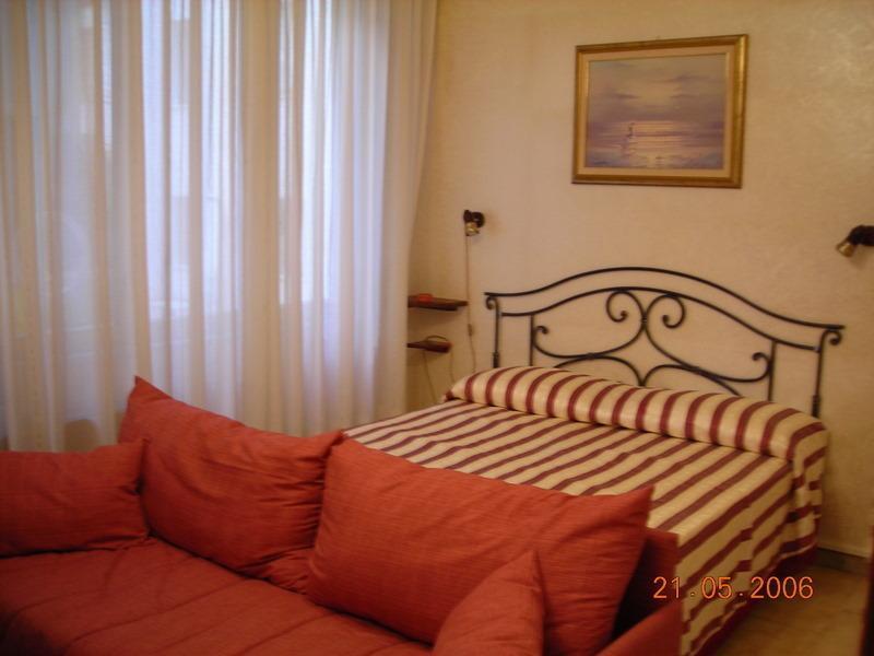 Gelone