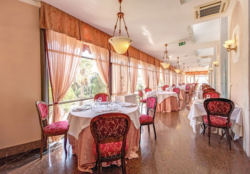 Grand Hotel Villa Politi