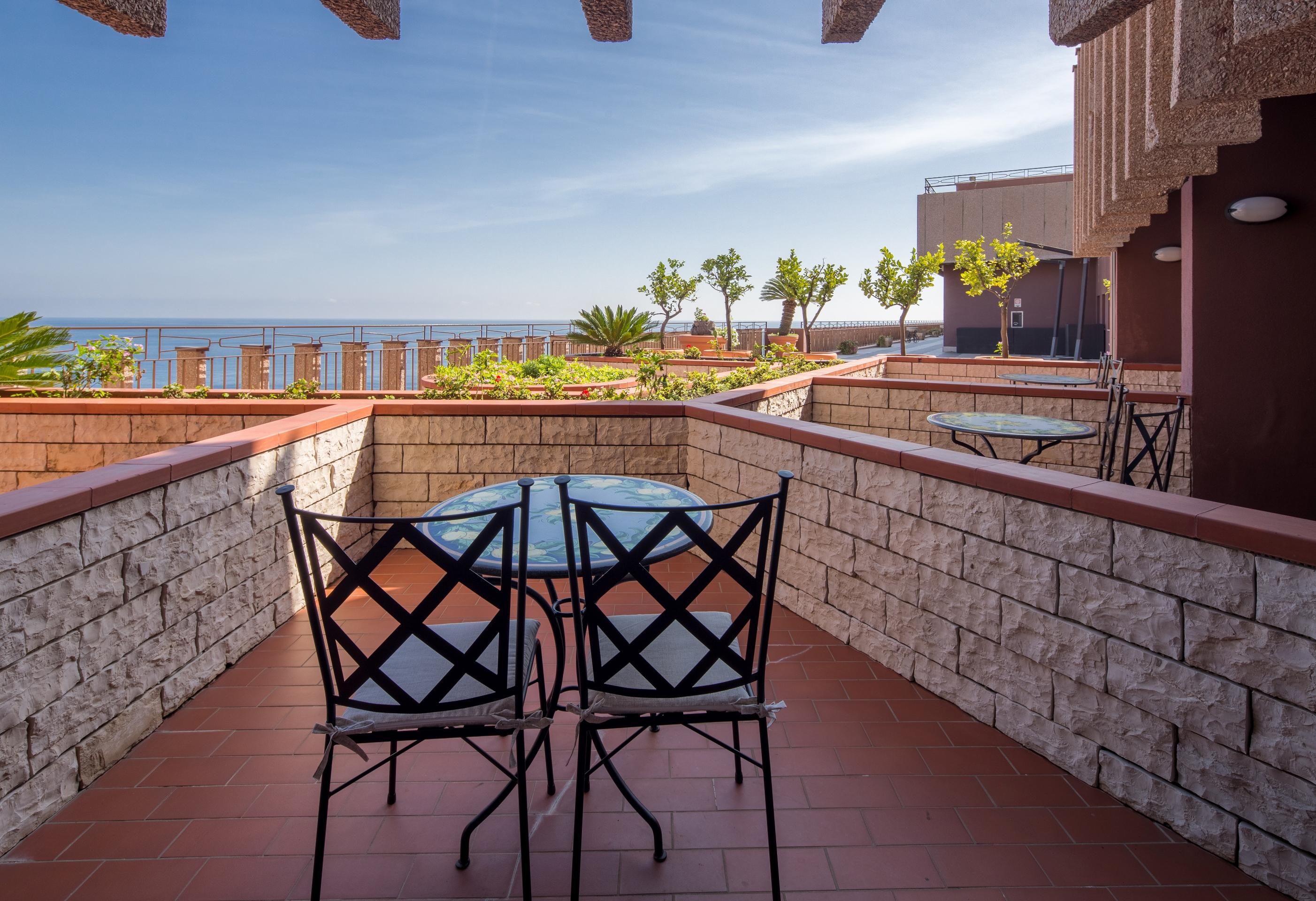 UNAHOTELS Capotaormina