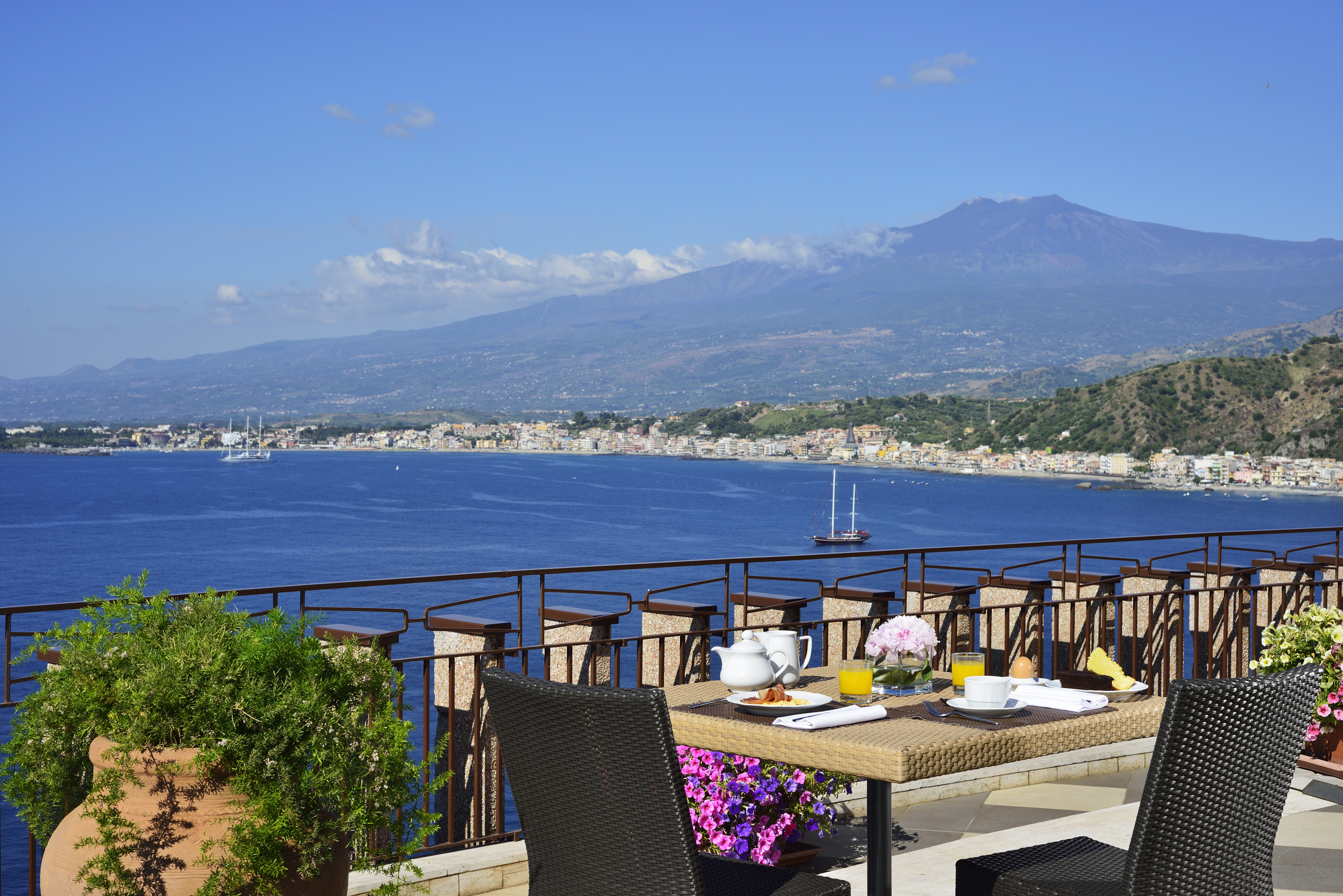 UNAHOTELS Capotaormina