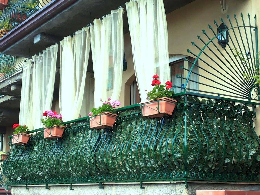 B&B Rosangela