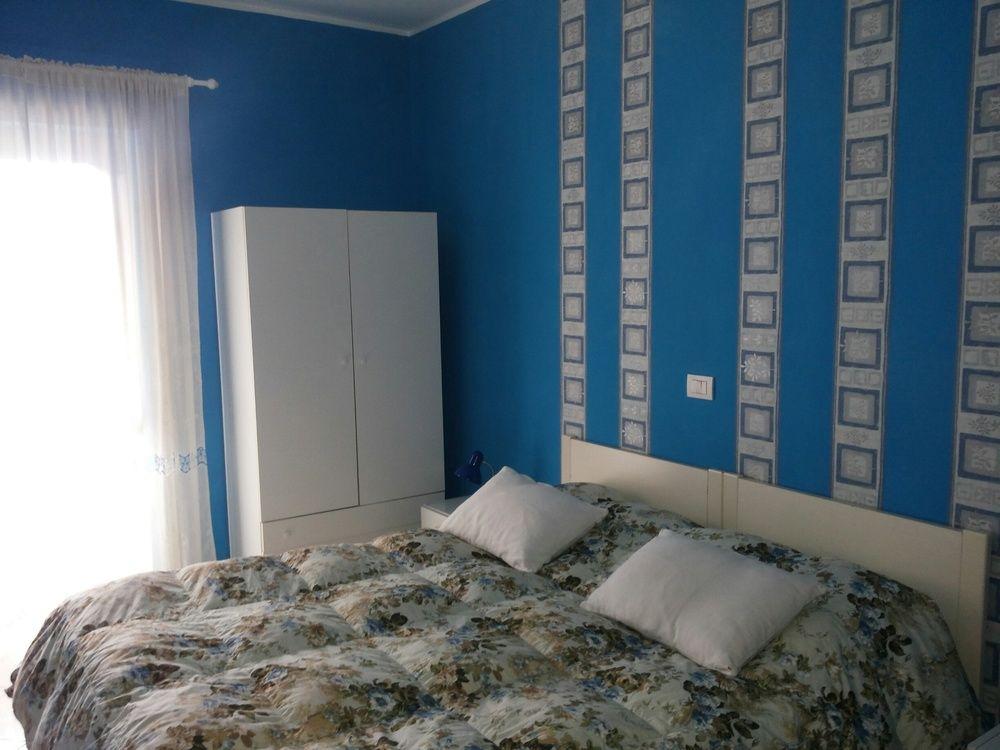B&B Rosangela