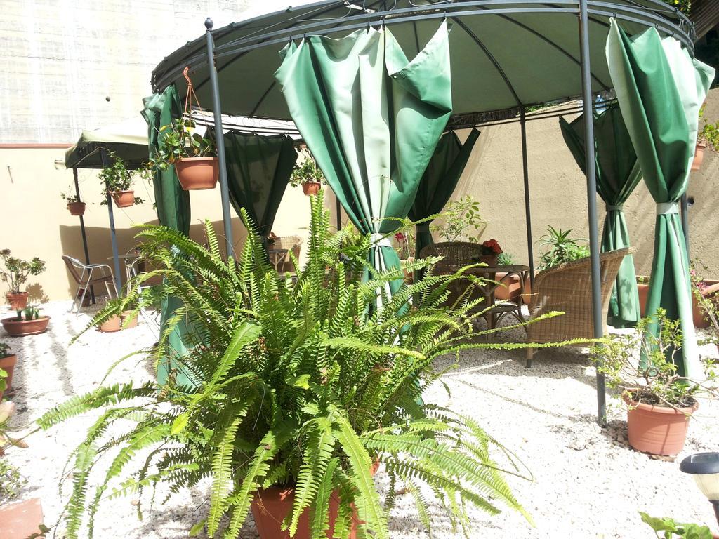 B&B Rosangela