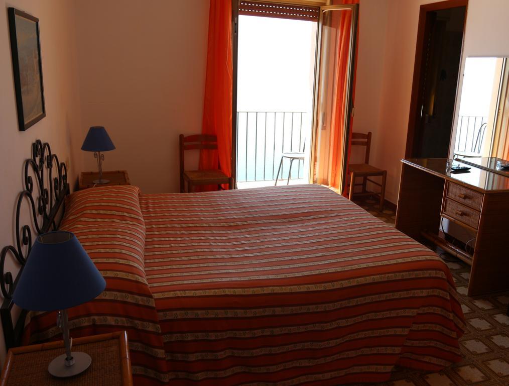 Hotel Elios