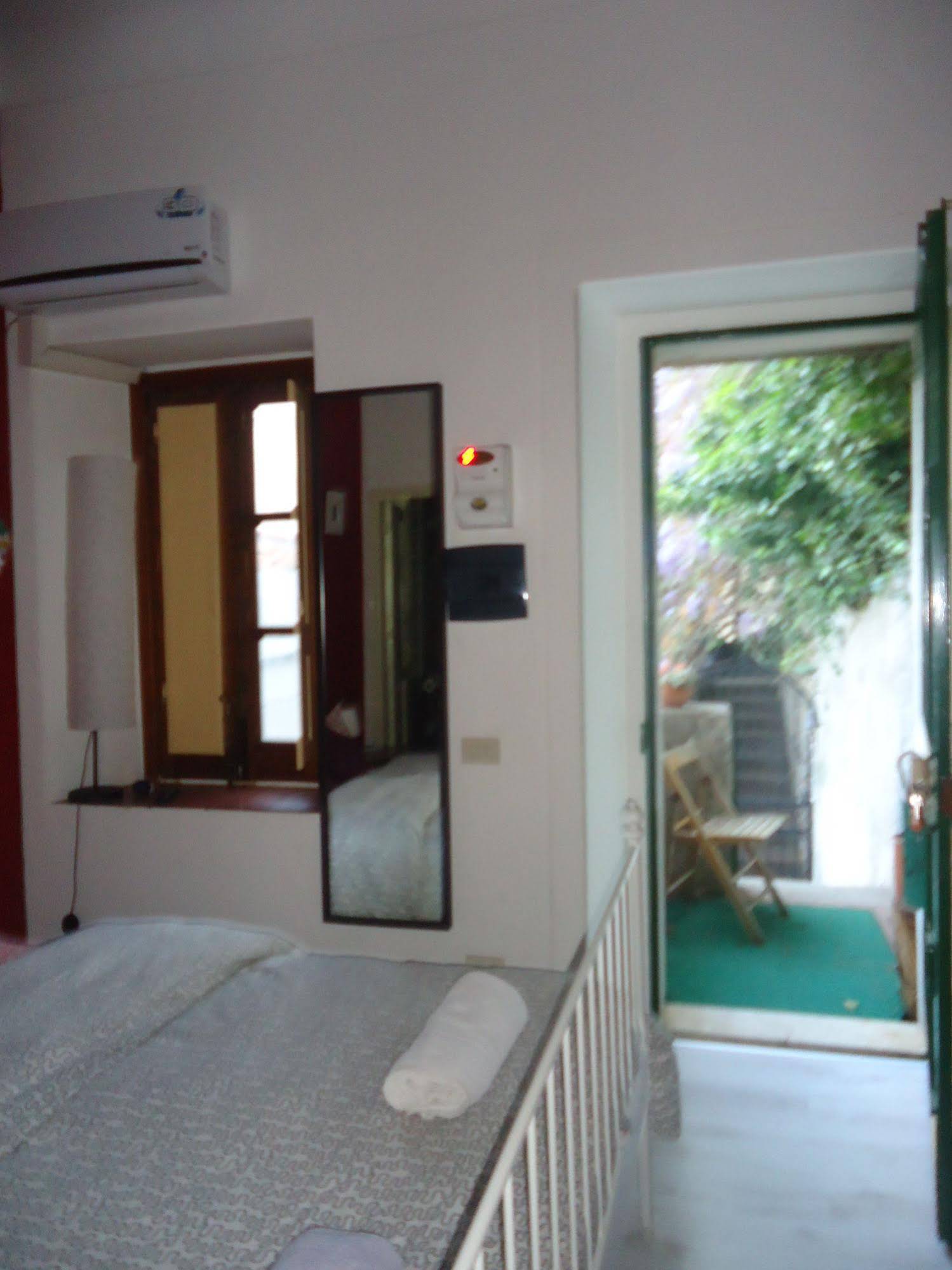 Hostel Taormina