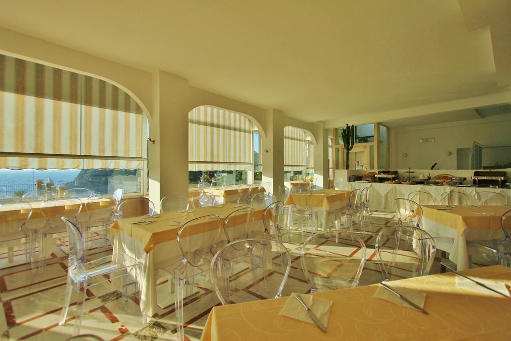 Hotel Baia Azzurra