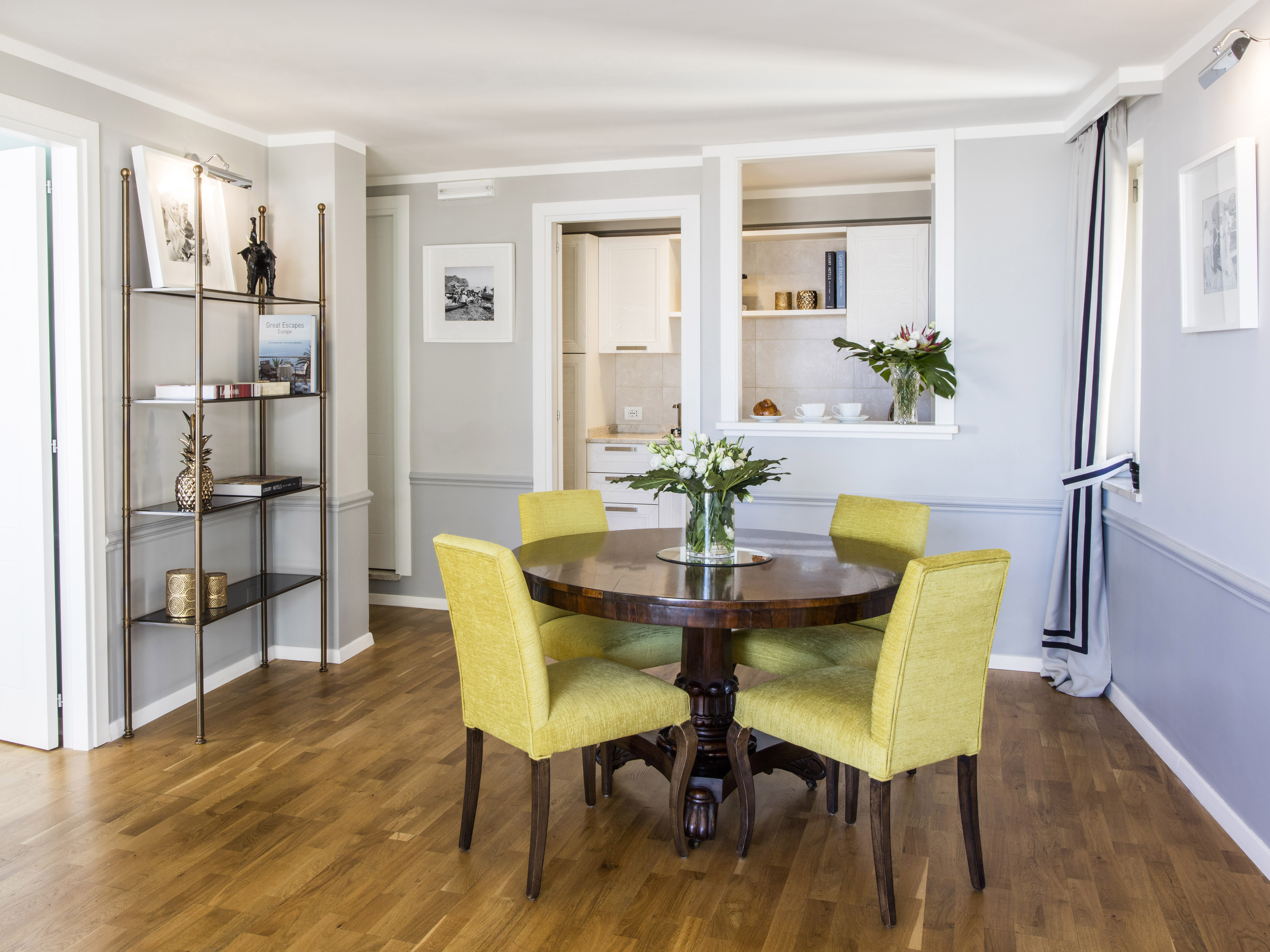 La Maladrina Apartments & Suites