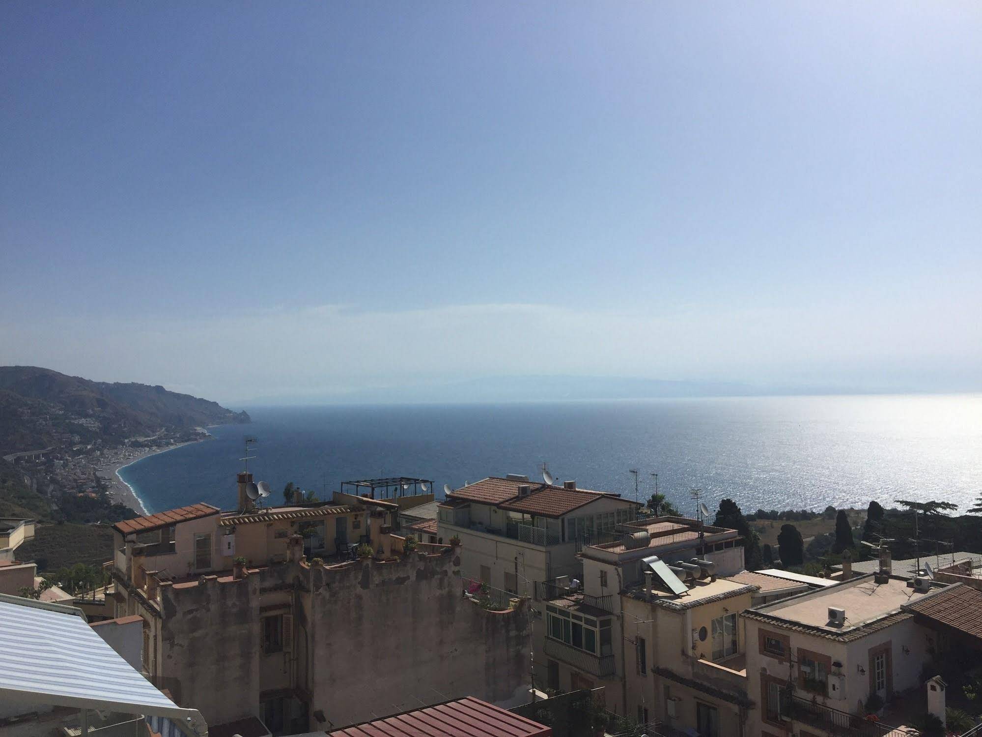 Maison D'Art Casa Arico & Shatulle Suites