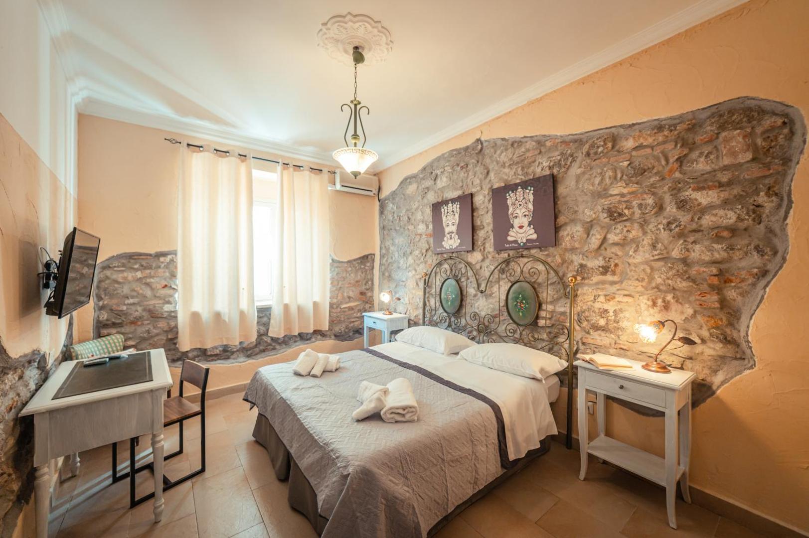 Taormina Garden Hotel