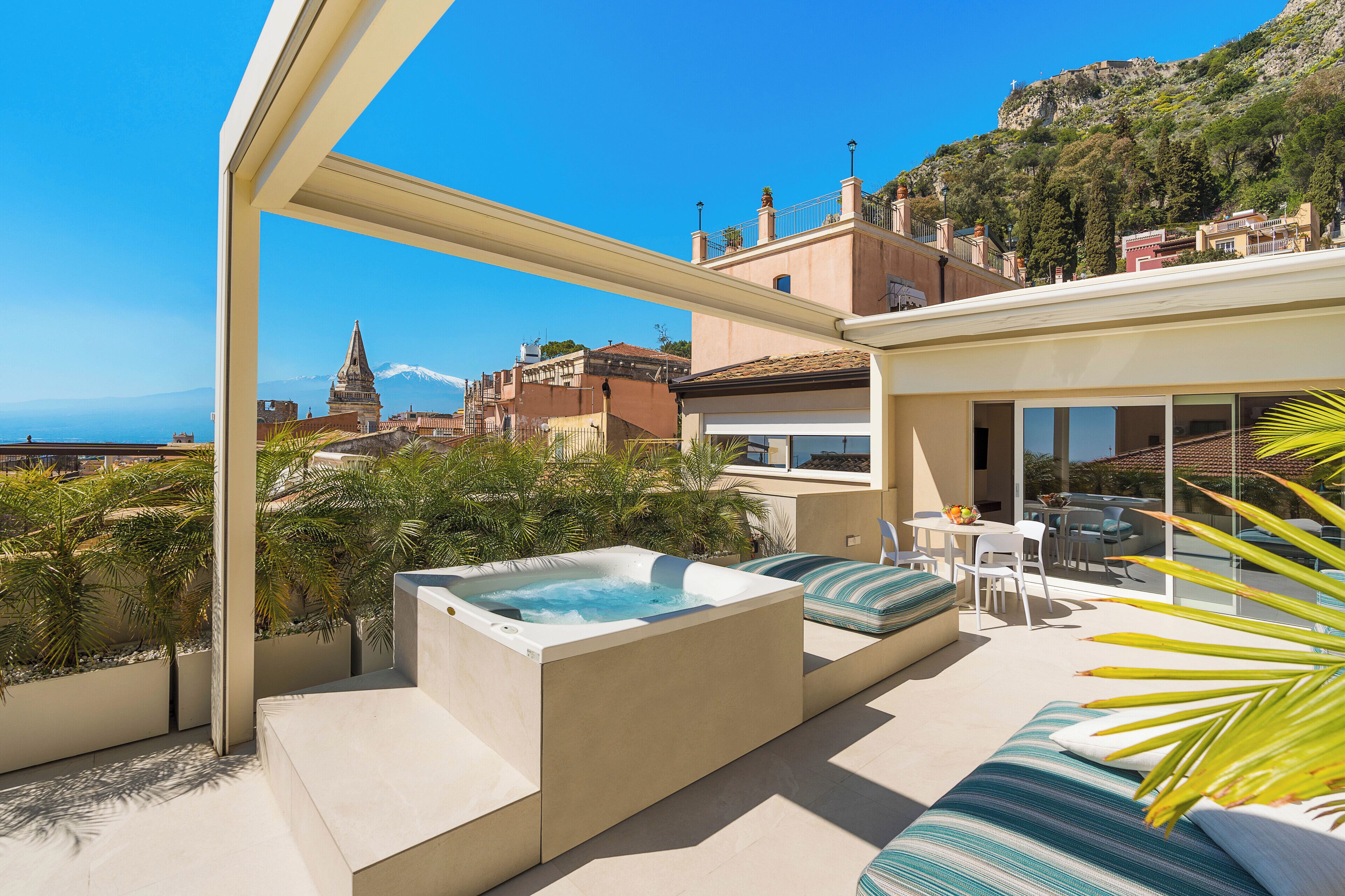 Taormina Infinity Suites