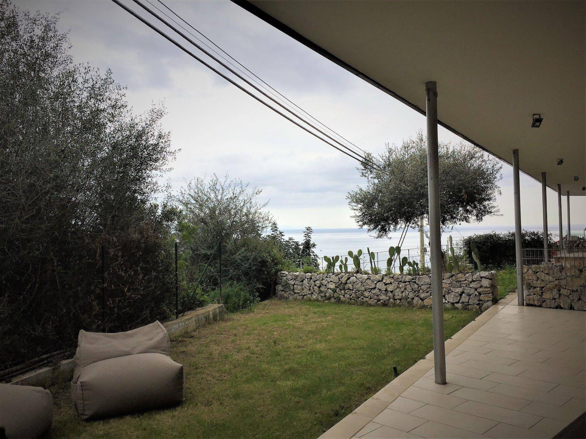 Villa Mon Repos