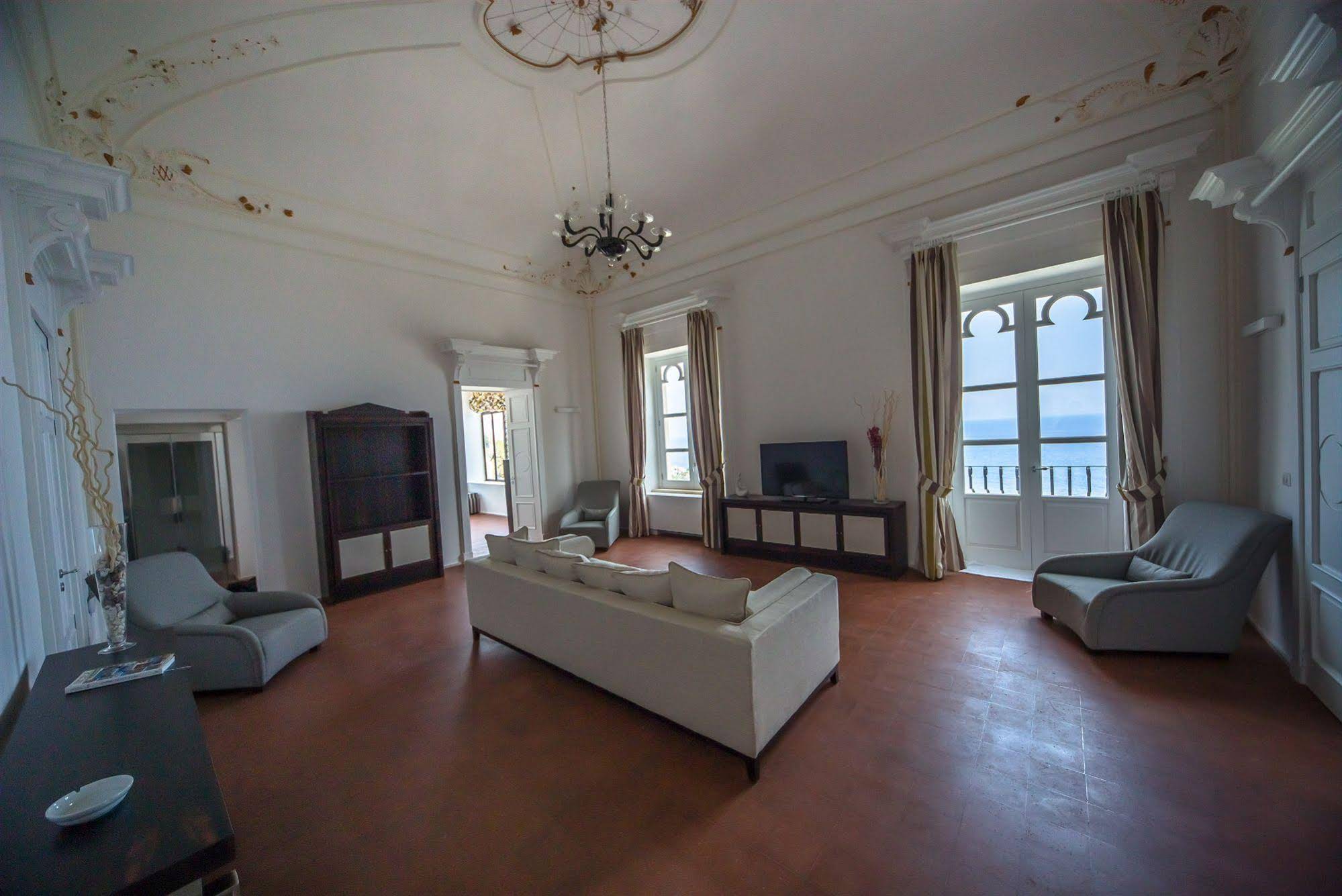 Villa Mon Repos