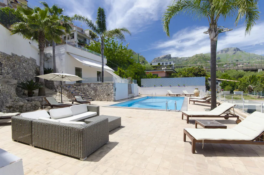 Villa Taorum