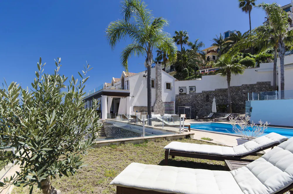 Villa Taorum