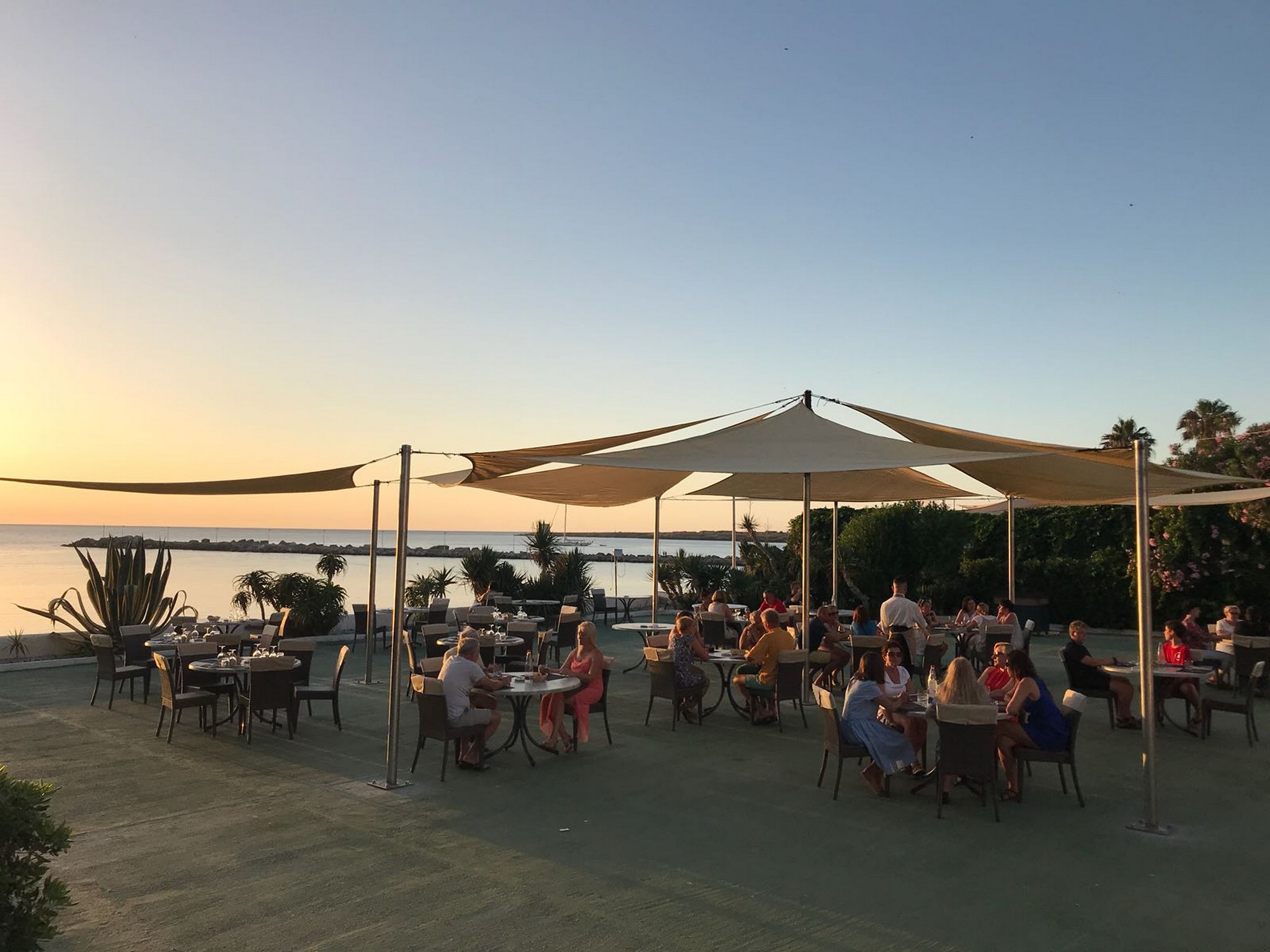 Palm Beach Hotel