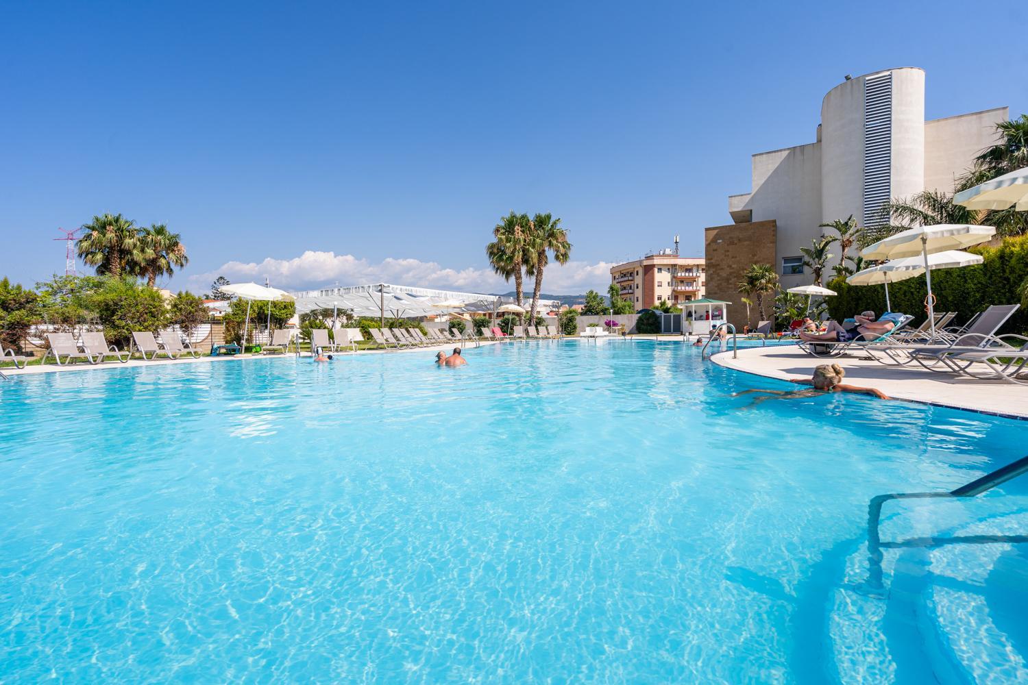 Capo Peloro Resort