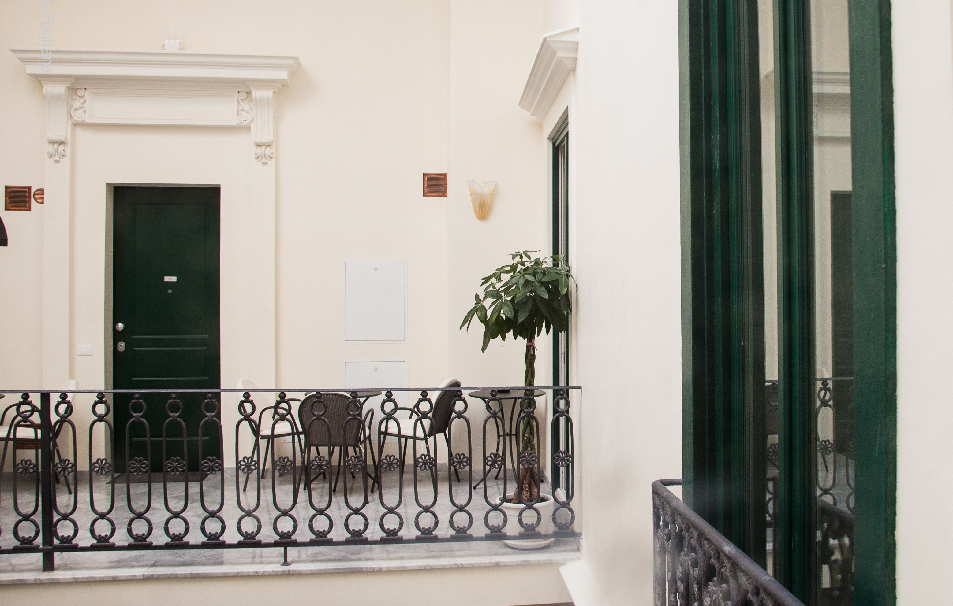 Central Gallery Rooms Palazzo d'Alì Staiti XIX